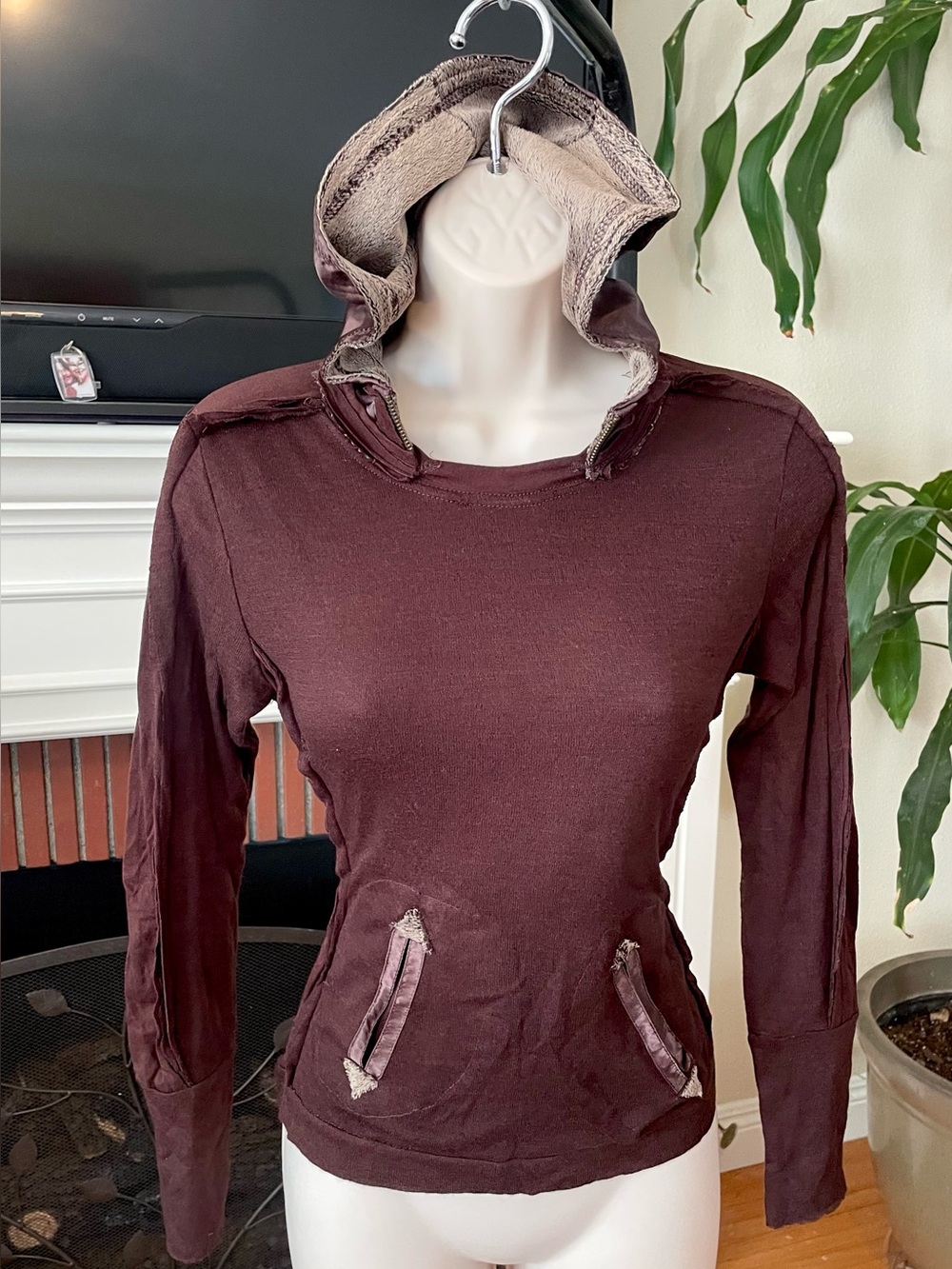 Surrealist Distressed Brown Hooded Sweater Top M